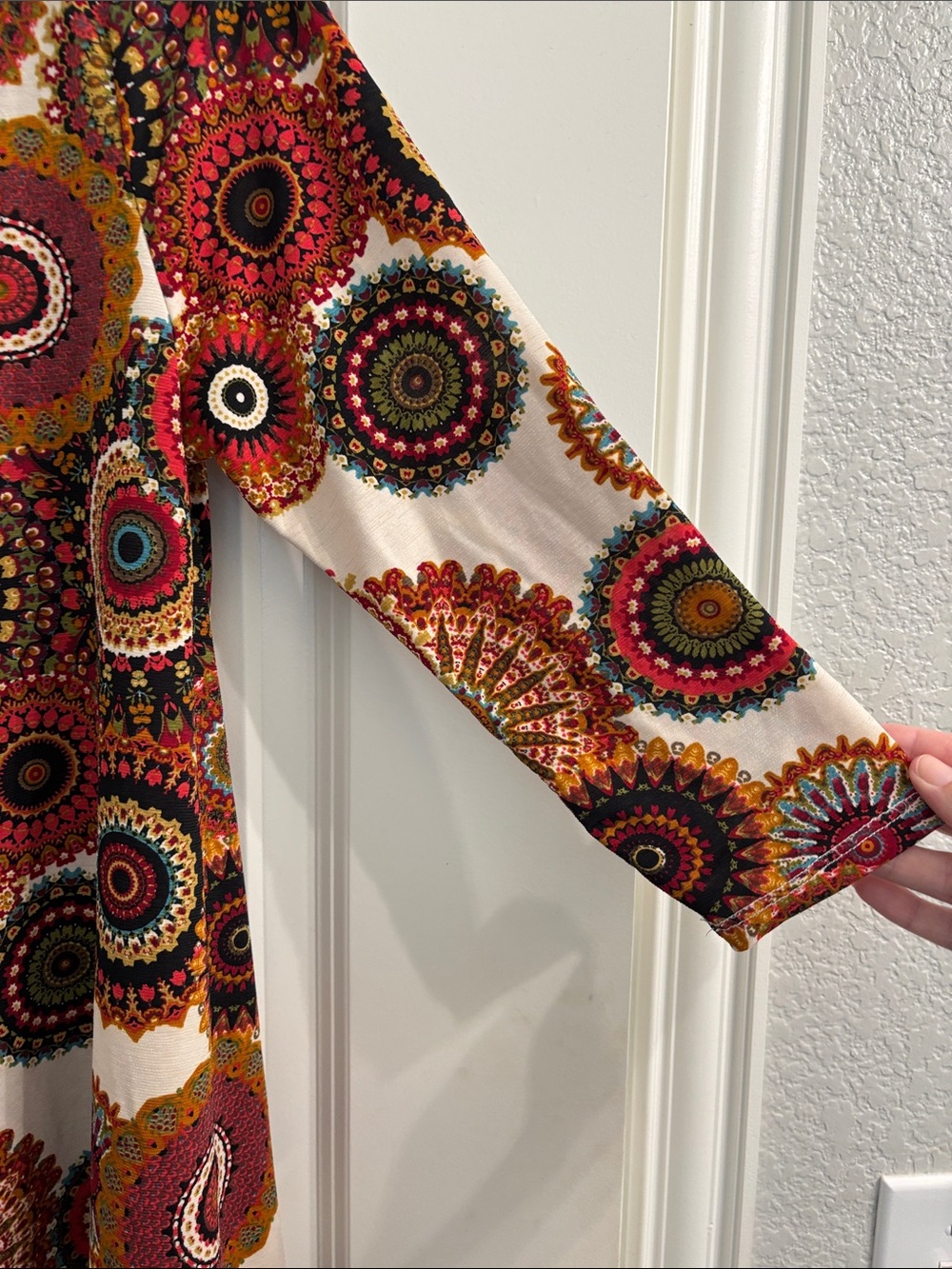 Women’s Cream Multi-Color Printed Tunic - Picture 4 of 7
